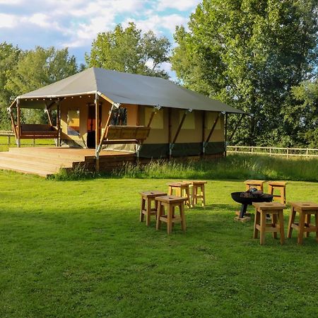 Horsley Hale Farm Glamping 호텔 엘리 외부 사진
