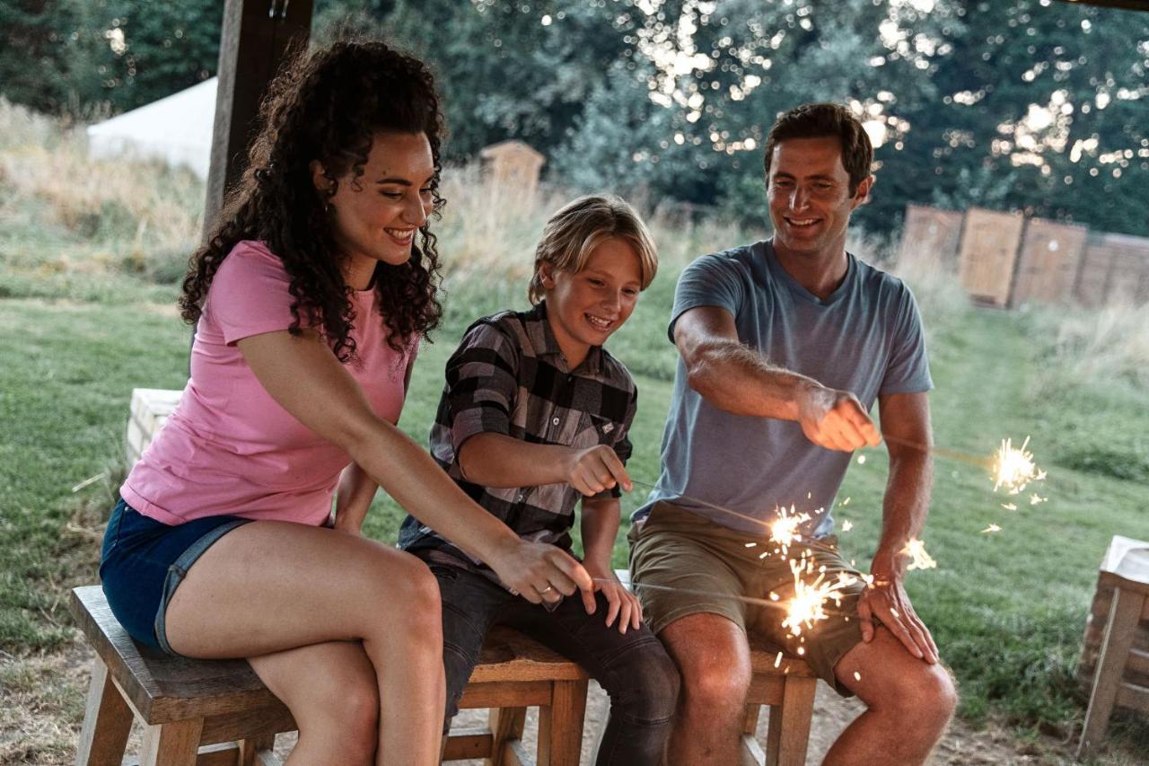 Horsley Hale Farm Glamping 호텔 엘리 외부 사진