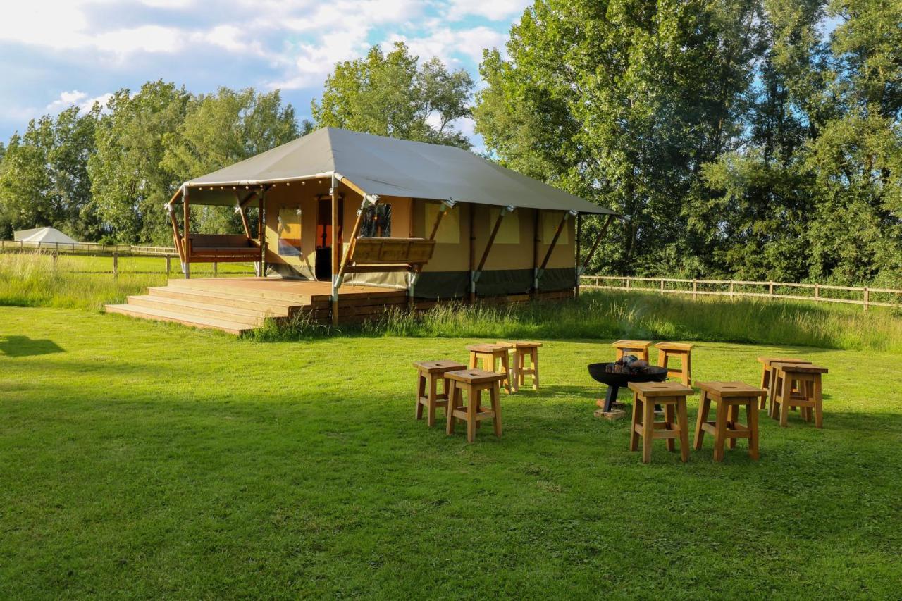Horsley Hale Farm Glamping 호텔 엘리 외부 사진