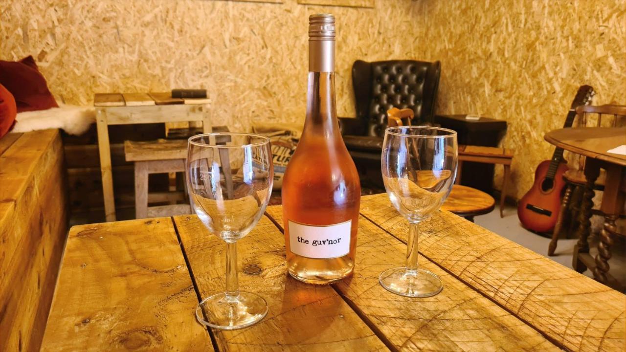 Horsley Hale Farm Glamping 호텔 엘리 외부 사진