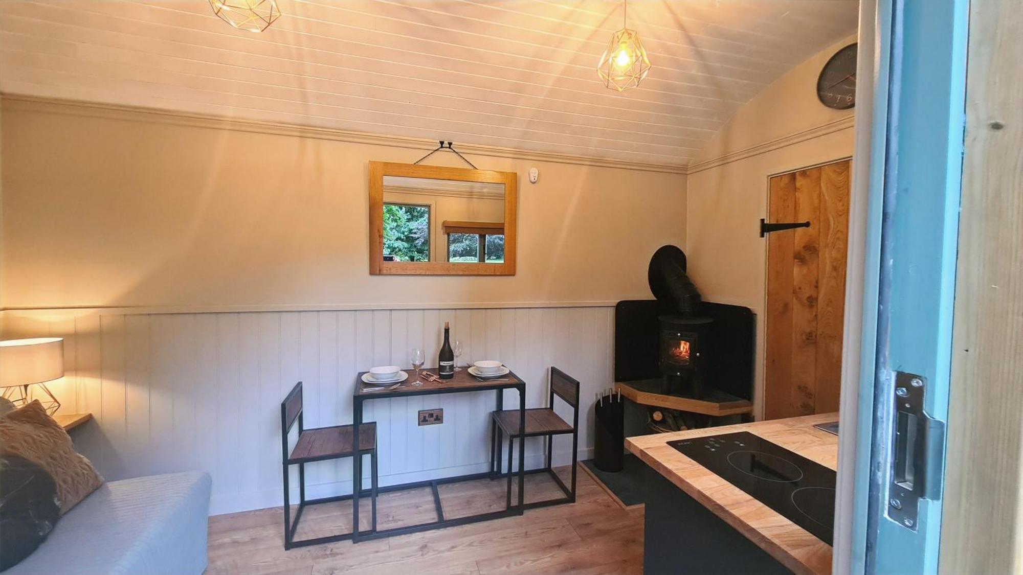 Horsley Hale Farm Glamping 호텔 엘리 객실 사진