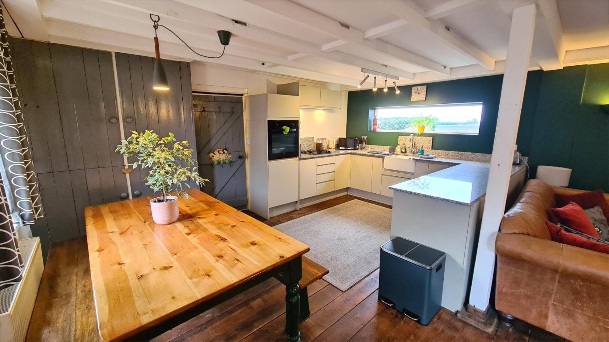 Horsley Hale Farm Glamping 호텔 엘리 객실 사진