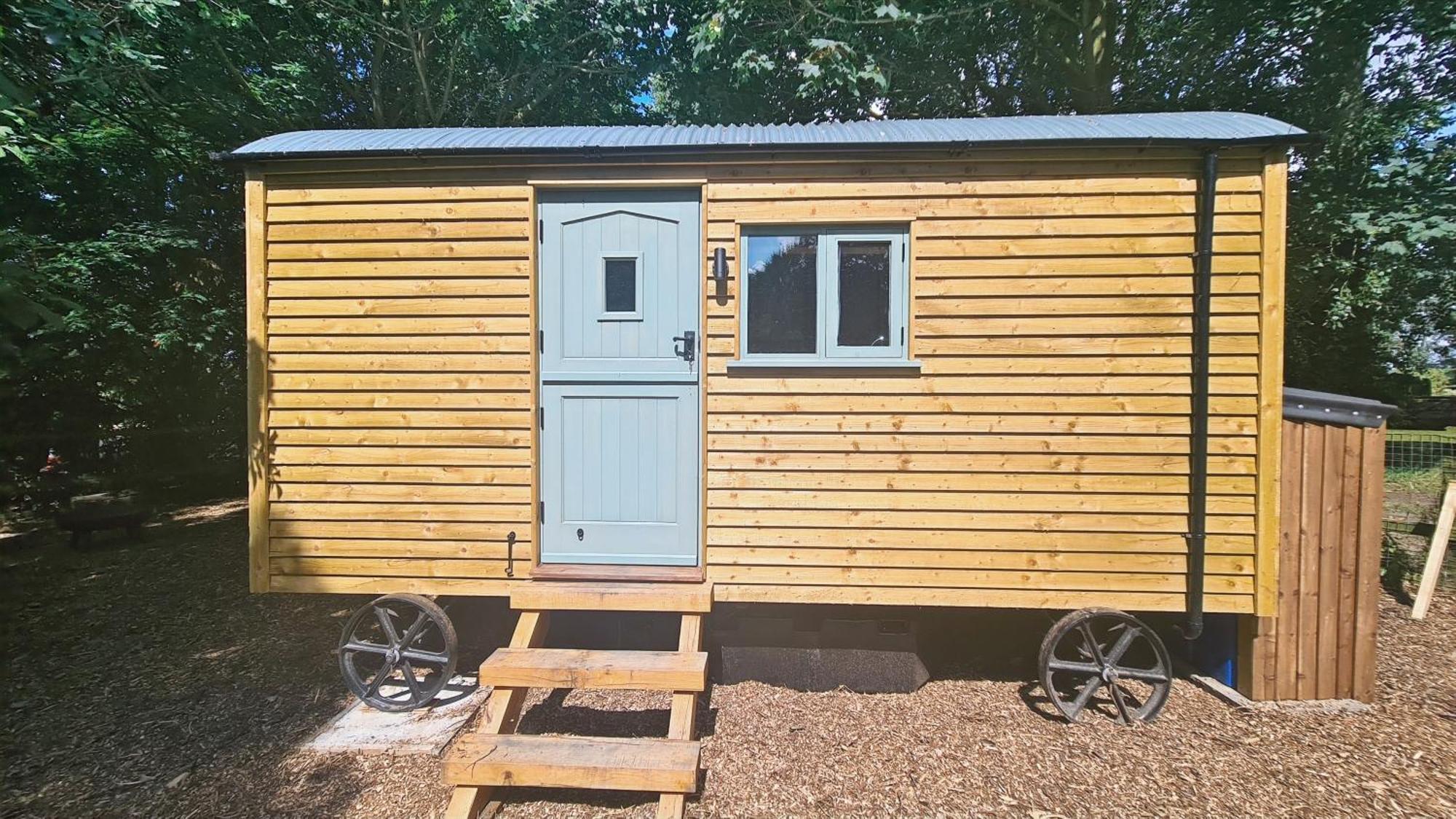 Horsley Hale Farm Glamping 호텔 엘리 객실 사진
