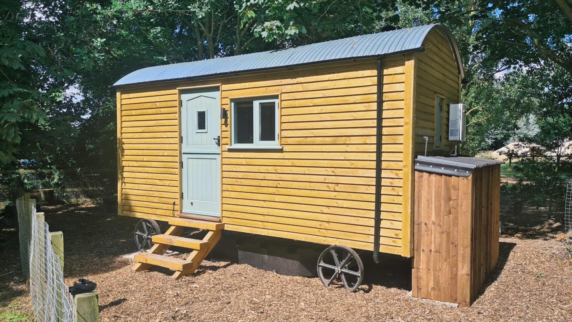 Horsley Hale Farm Glamping 호텔 엘리 객실 사진